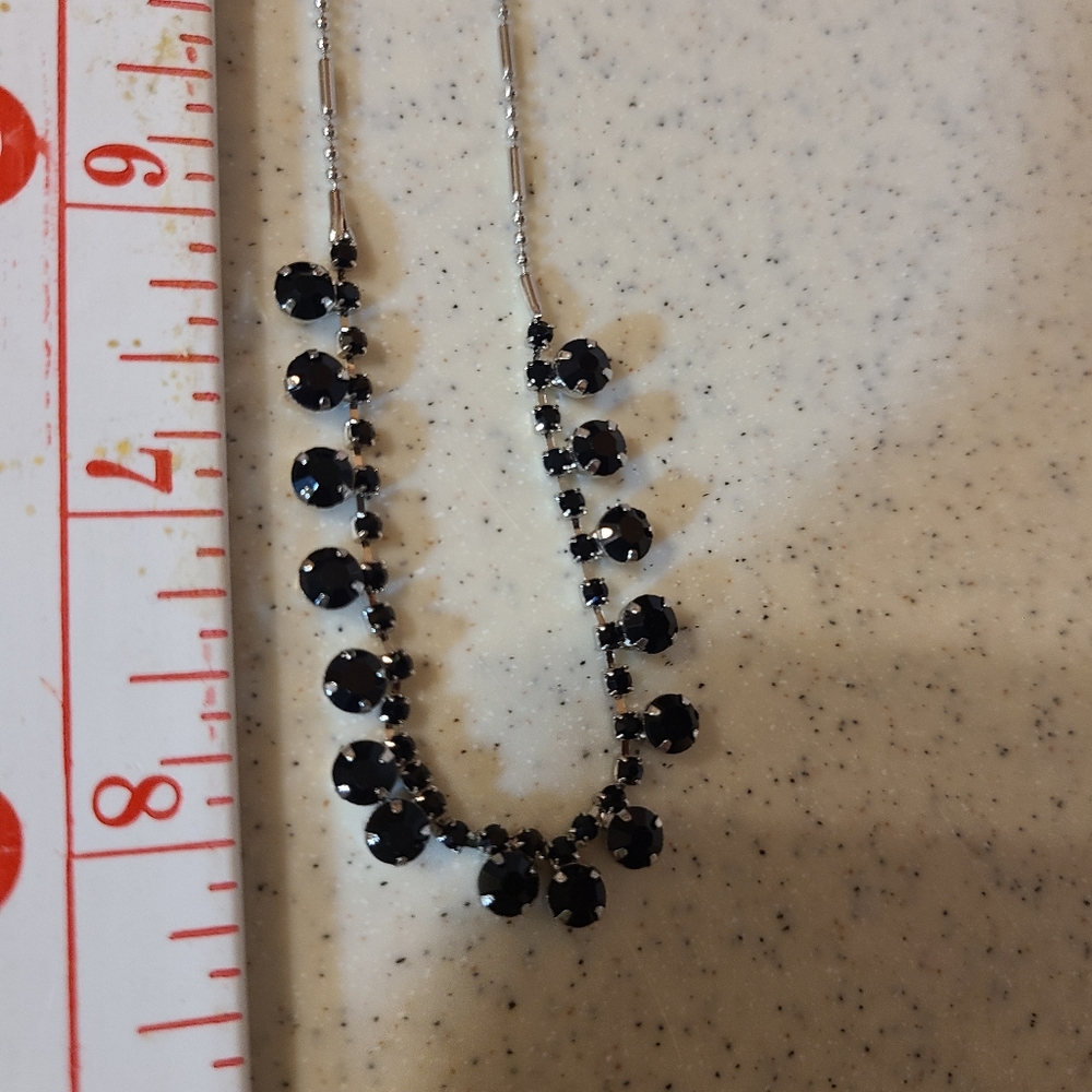 Pettie Necklace for sale super pretty black/silver - Picture 8 of 12